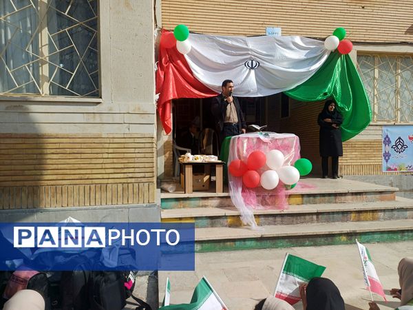 همایش یاوران انقلاب پیشتازان مقاومت در شهرستان ایوان