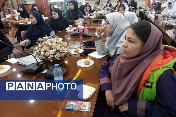 جلسه آموزش خبرنگاری در شهرستان رباط‌کریم