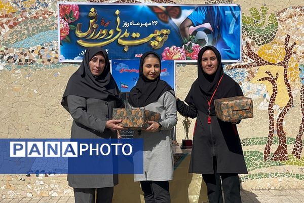 از حرکات رزمی دانش‌آموزان تا طناب‌کشی معلمان، المپیاد ورزشی مدرسه حکمت بهارستان‌دو