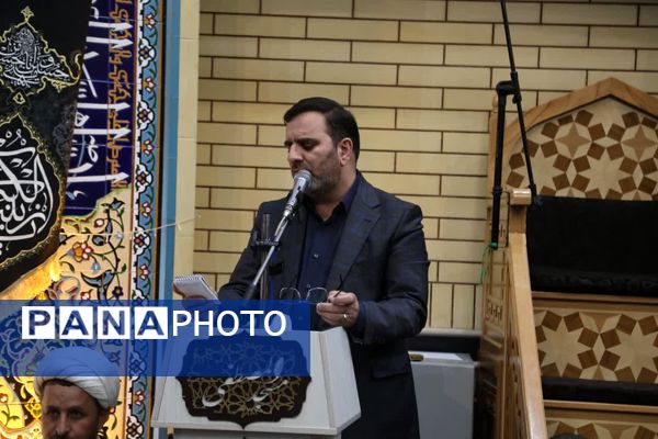 حضور مسئولان استان در مسجد المصطفی شهرک شهید مدنی همدان