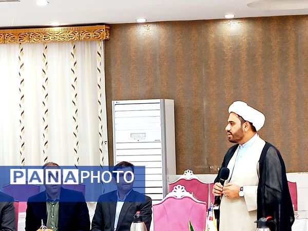 نشست هم‌اندیشی معاونان پرورشی و تربیت‌بدنی نواحی و مناطق استان خراسان رضوی