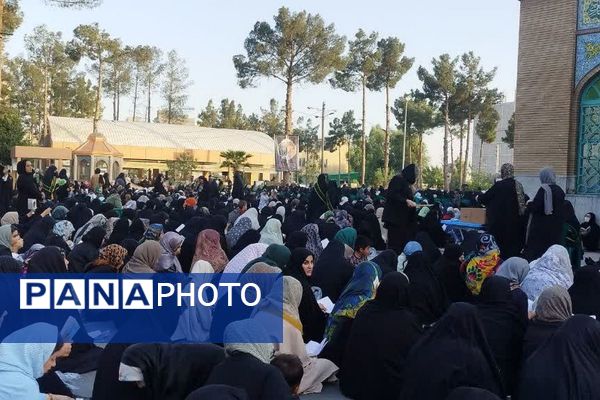 مراسم پرفیض روز عرفه در امامزاده عمادالدین رباط‌کریم با حضور پرشور زائران برگزار شد