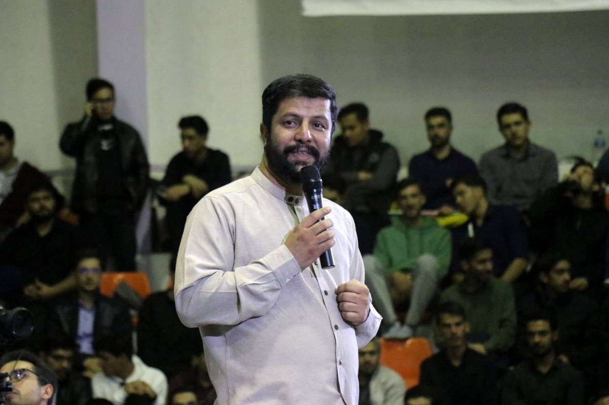 صدای دانشجویان صدای آینده کشور است 