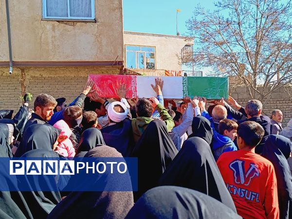 مردم علی‌آباد دمق جوکار از شهید گمنام استقبال کردند