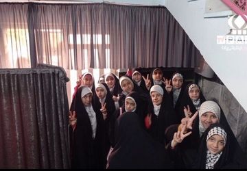 بازدید از مزار شهدای گمنام و  شهدای مدافع حرم به مناسبت هفته دفاع مقدس