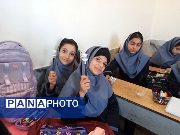 شادترین روز سال تحصیلی در مدرسه کوثر ناحیه ۴ شیراز 