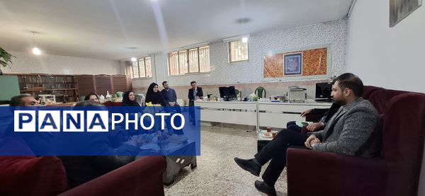 بازدید اعضای قطب کشوری انرژی‌های نوین از قطب استانی شهرستان‌های تهران