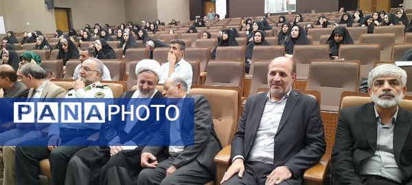 همایش تجلیل از مدرسه یاران استان قم