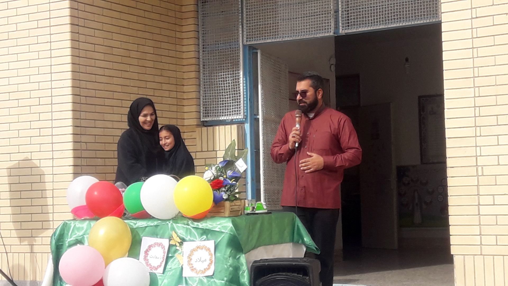 جشن ولادت حضرت فاطمه زهرا (س ) در مدرسه صغری عبداللهیان کاریزک