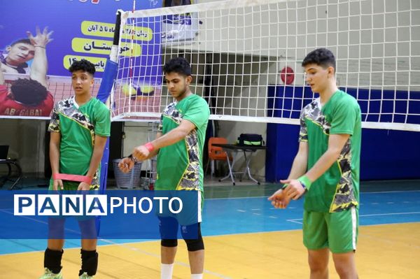پایان اردوی انتخابی تیم ملی والیبال دانشآموزی دختران و پسران در خوزستان