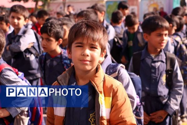 صبحگاه دانش‌آموزی در دبستان قلمچی گرگان