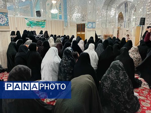 نماز جماعت در شب میلاد پیامبر اکرم (ص) و امام صادق (ع) در کاخک