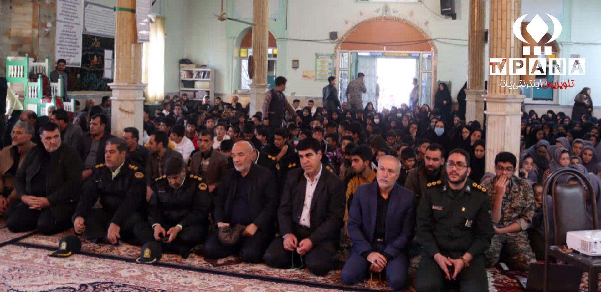 خانواده پرجمعیت، سرمایه‌گذاری مهم برای آینده کشور است