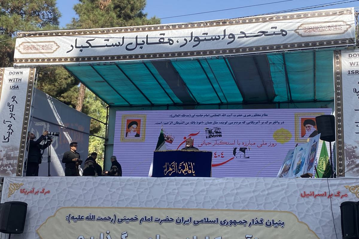  ۱۳ آبان، حرکت دانش‌آموزان و دانشجویان برای حفظ استقلال کشور بود/ استقلال خود را معامله نمی‌کنیم
