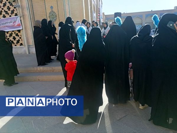 آرامگاه مدرس کاشمرصحنه تجدید میثاق بسیجیان در هفته بسیج  