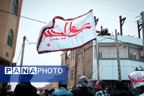 زابل در ماتم حسین؛ گلزار شهدا شهرستان زابل میزبان اشک و شور عزاداران حسینی