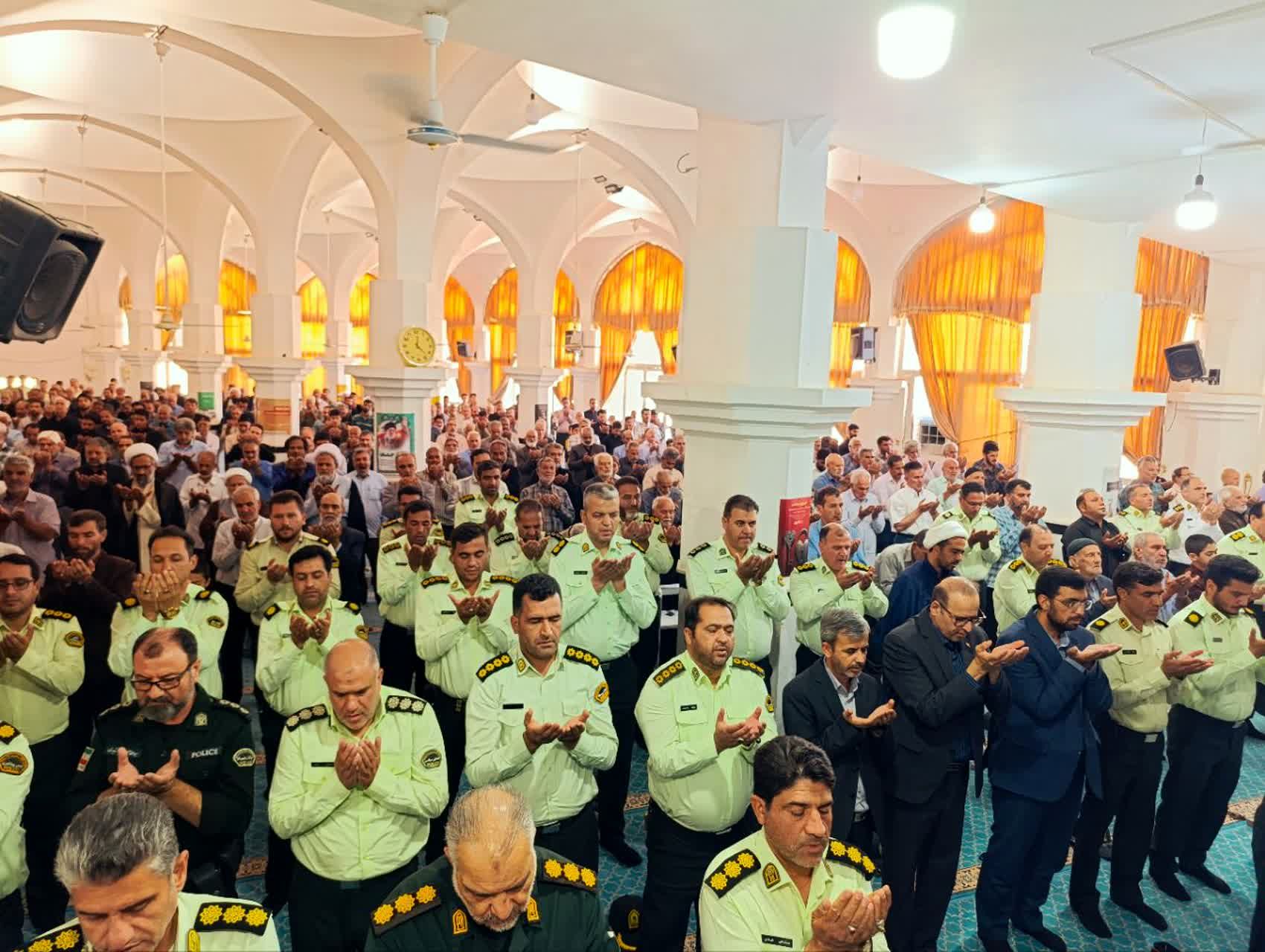 برگزاری نماز عبادی سیاسی جمعه همزمان با شروع هفته انتظامی در شهرستان خلیل اباد 