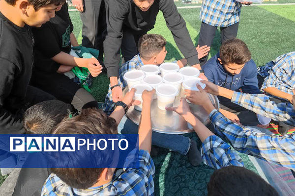 برگزاری مراسم عزاداری شهادت حضرت فاطمه الزهرا(س) در مدرسه شاهد شهیدکاظمی 