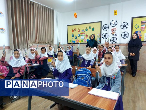 برگزاری جشن «دندان ۶» در مدارس ابتدایی شهرستان ملارد