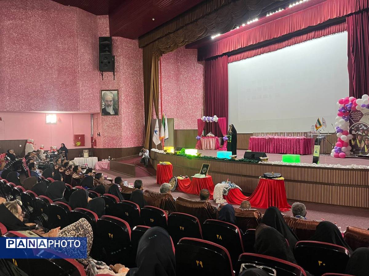 آیین نکوداشت سالروز تأسیس سازمان دانشآموزی در هرمزگان