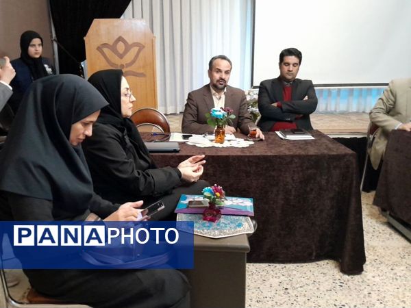 جلسه هماهنگی مسابقات دانش‌آموزی لیگ بازی‌ها در ناحیه3