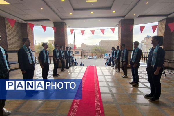 جشن کتاب و گرامیداشت هفته کتاب‌خوانی در مدرسه نمونه دولتی استاد مطهری