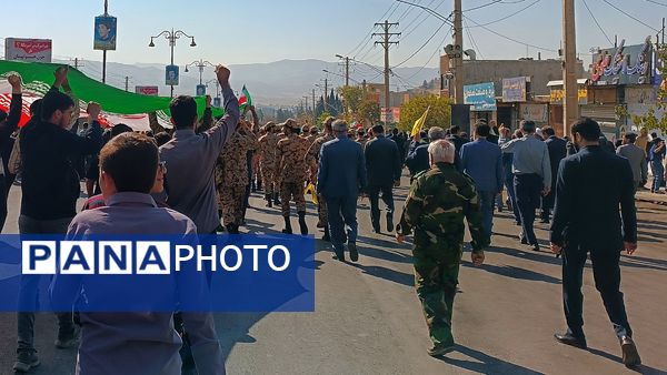 حضور پرشور اقشار مختلف مردم کهگیلویه و بویراحمد در راهپیمایی یوم‌الله ۱۳ آبان
