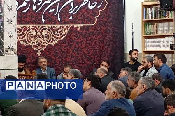 برگزاری یادواره شهدا در مسجد موسی بن جعفر شهرستان فیروزکوه 