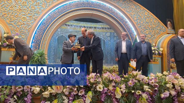 گردهمایی مدیران مدارس ناحیه ۴ و شورای اداری این ناحیه با خیریه صحیفه سجاد (ع) 