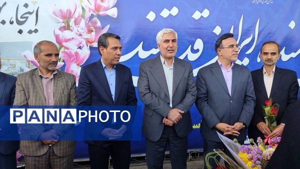 استقبال از برگزیدگان شانزدهمین المپیاد ملی فرش دستباف در مشهد