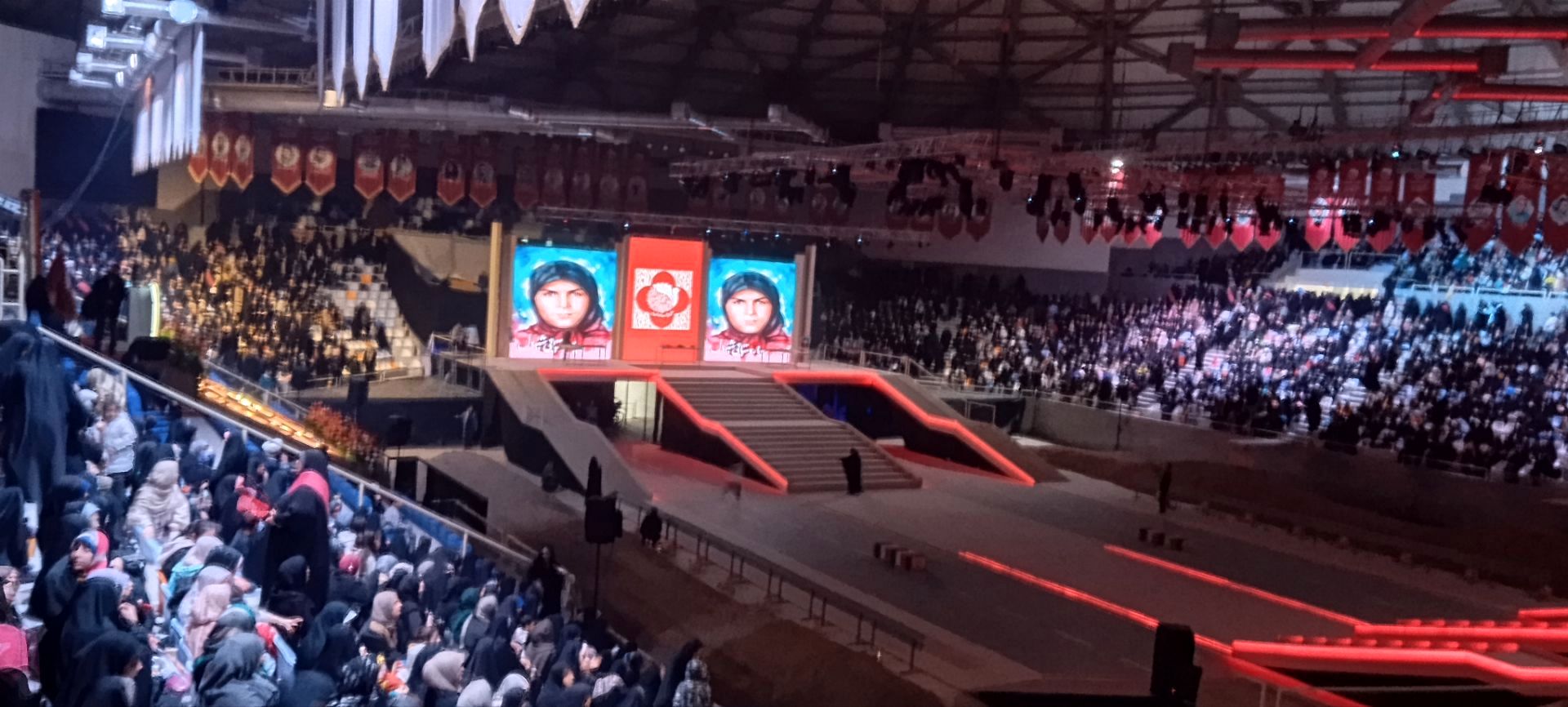 شب هشتم کنگره ۵۵۸۰ شهید استان البرز به میزبان بانوان