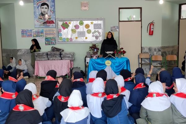 جشن روز معلم در مدرسه شهید احمد خاقانی شیروان