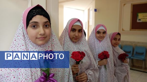 آیین تجلیل از برگزیدگان چهل و سومین دوره مسابقات قرآن، عترت و نماز شهرستان بن