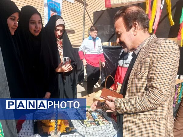 عطر فاطمیه در دانشگاه پیام نور کاشمر پیچید