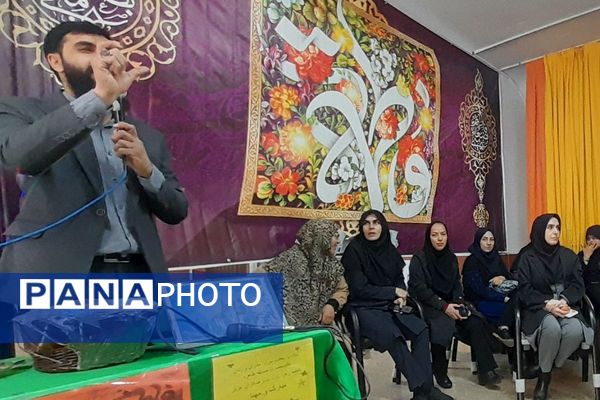 جشن میلاد حضرت فاطمه زهرا (س) در مدارس کهریزک 