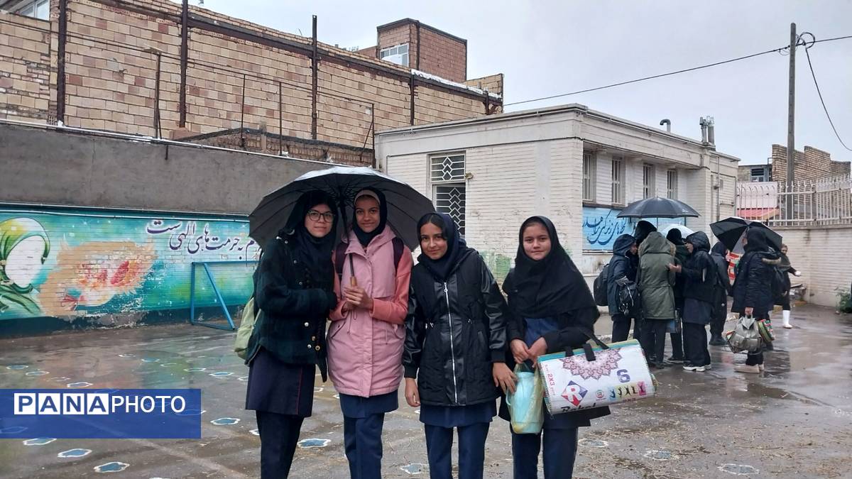 اولین بارش باران الهی در شهر زیبای  نیشابور 