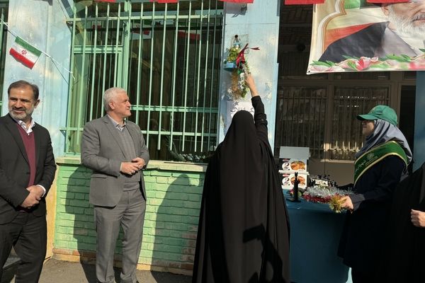 زنگ انقلاب در منطقه ۱۶