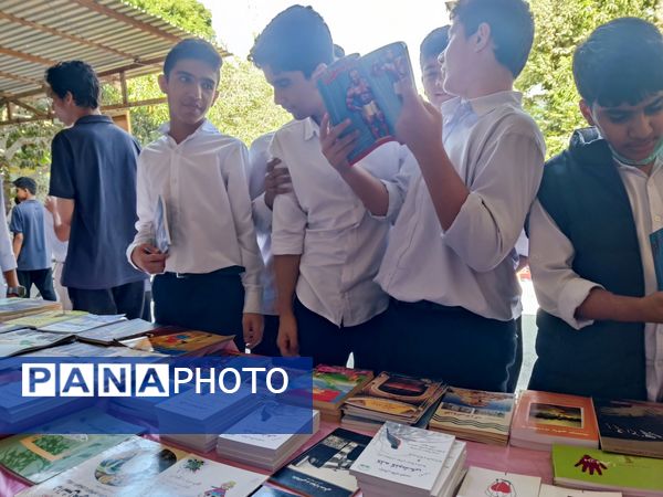 فرصتی برای تقویت کتاب‌خوانی دانش‌آموزان