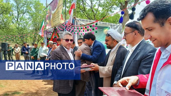 جشن باشکوه بزرگداشت مقام معلم در شهرستان مارگون
