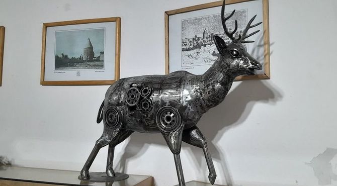 نمایشگاه مجسمه‌های فلزی در شهرستان ورامین