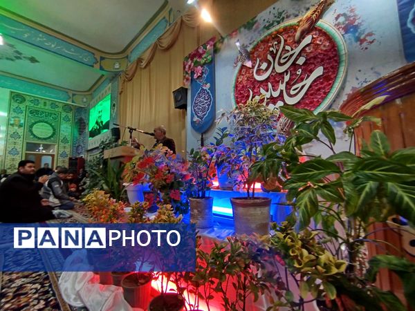 مراسم ولادت حضرت امام حسین (ع) در تکیه حسینی شهرستان کاشمر 