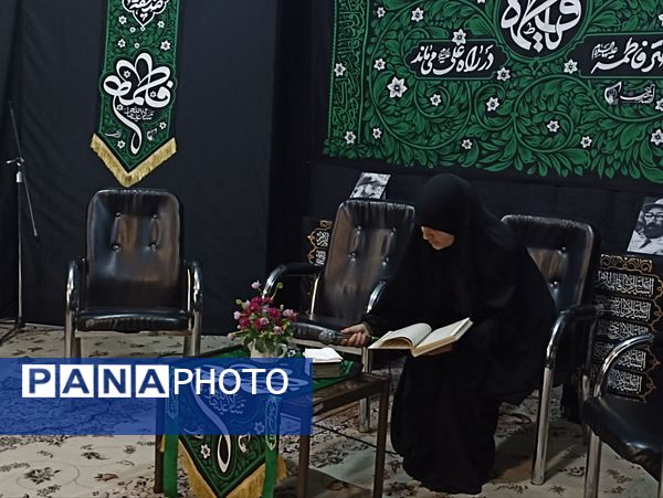 هیات دانش‌آموزی انصارالمهدی در روز تکریم همسران و مادران شهدا