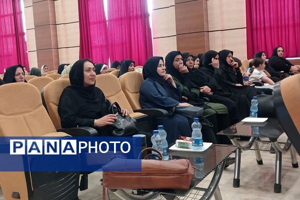 همایش هفته محیط زیست در بهارستان دو