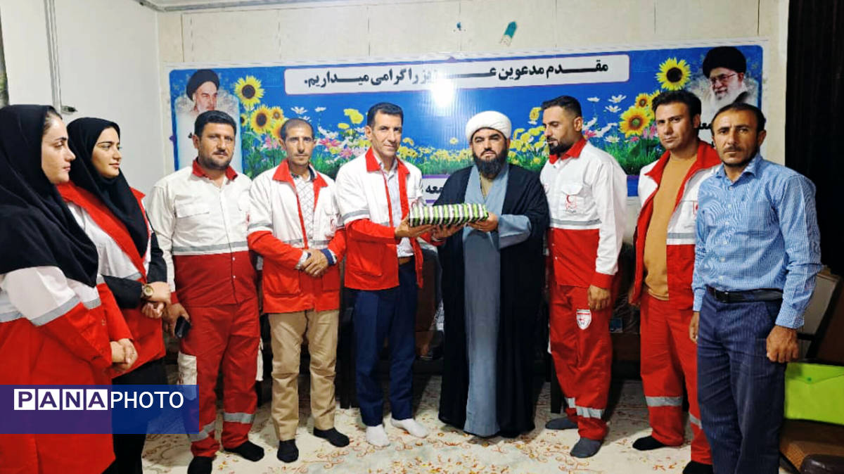دیدار رئیس و کارکنان جمعیت هلال احمر با امام جمعه مارگون