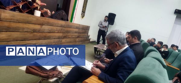 محفل ماهیانه  انس با قرآن کریم در کانون لقمان کاشمر 