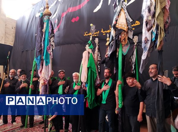 مراسم کهن علم گردانی و علم بندان در بیرجند 