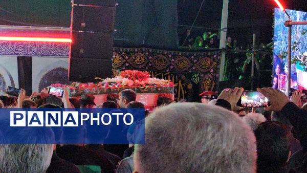 پیکر شهید فاتحی، در آغوش مجلس حسینی آرام گرفت 