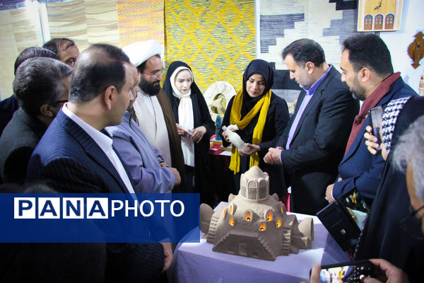 آغاز به‌کار نمایشگاه نوآوری و فناوری کاشان با ارائه دستاوردهای دانش‌آموزی