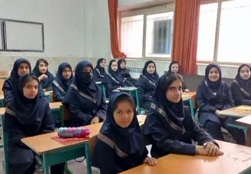 جشن جوانه‌ها در دبیرستان متوسطه اول مکتبی جابر ناحیه ۵اصفهان