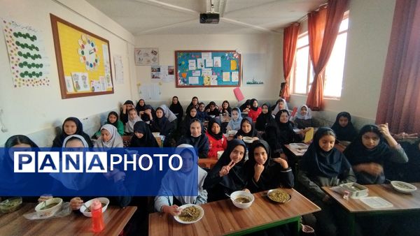 ۱۳ آبان روز دانش آموز و شهادت حضرت فاطمه زهرا در مدرسه مهندس رحمانی فرد ناحیه ۱ مشهد مقدس